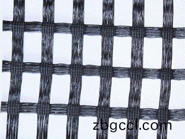 玻(bo)瓈(li)纖(xian)維(wei)土(tu)工格柵(shan)的特(te)點(dian)