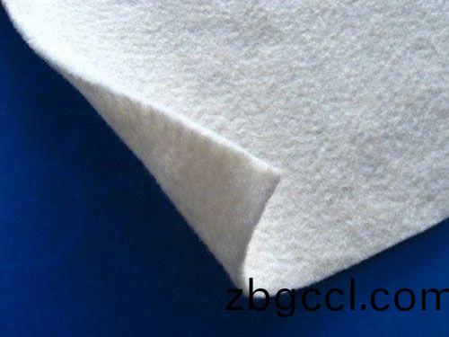 短纖鍼刺非織(zhi)造土(tu)工佈